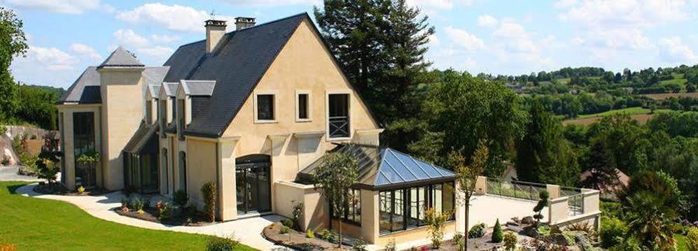 Le Domaine Des Chevaliers De Malte Couette-café 2*